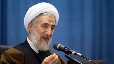 انتقاد خطیب نماز جمعه تهران از روش فعلی امر به معروف 