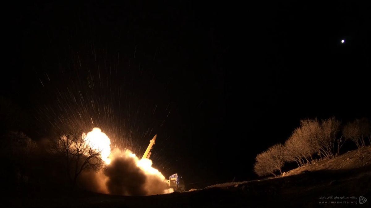 ویدئو جدید از لحظه شلیک موشک‌های سپاه