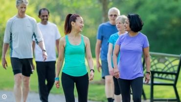 تنها ۲ دقیقه پیاده‌روی بعد از صرف غذا می‌تواند به کاهش سطح قند خون کمک کند
