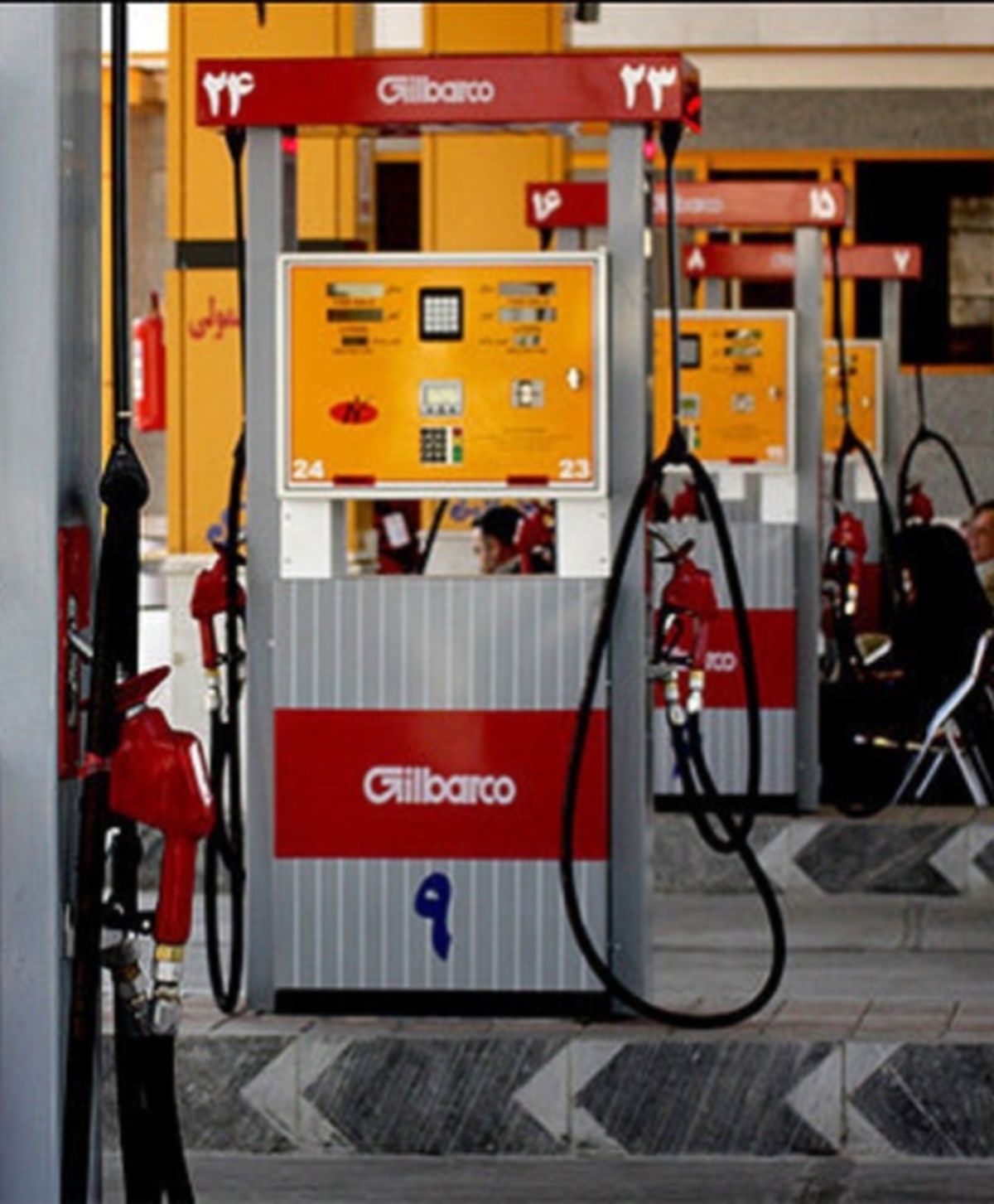 چرایی عدم واریز سهمیه بنزین برای برخی خودروها
