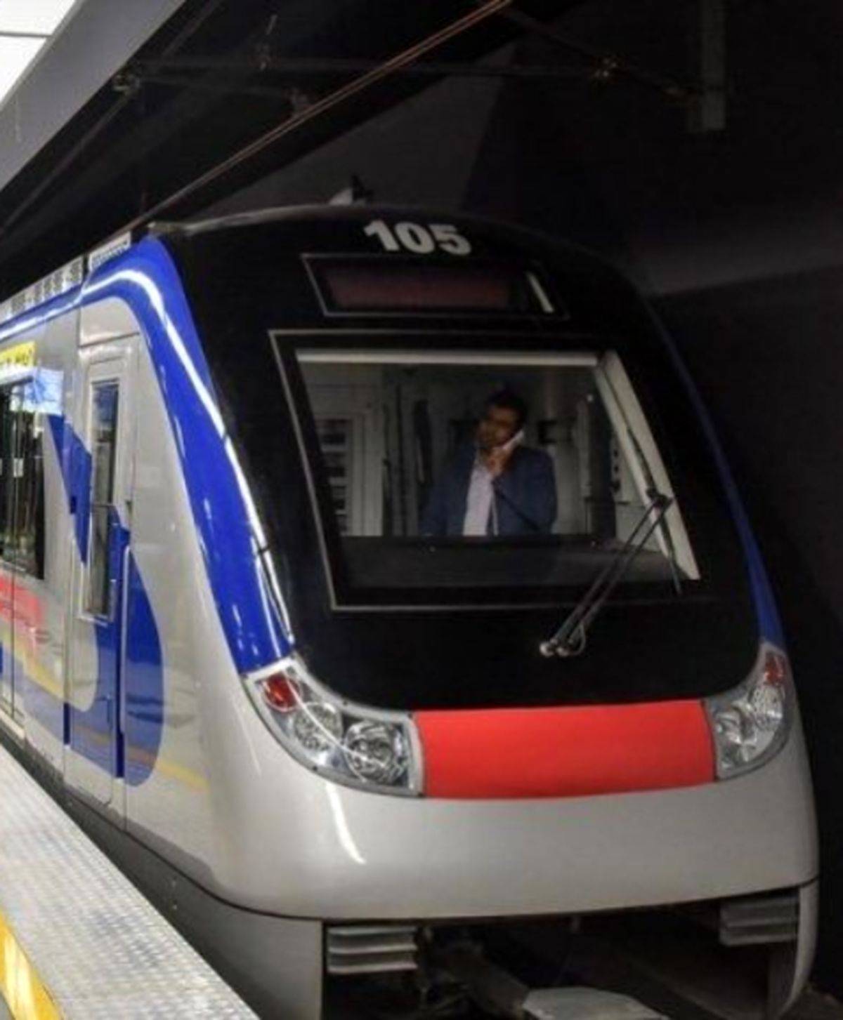 مردان «هنجارشکن» در قطارهای مترو جریمه می‌شوند