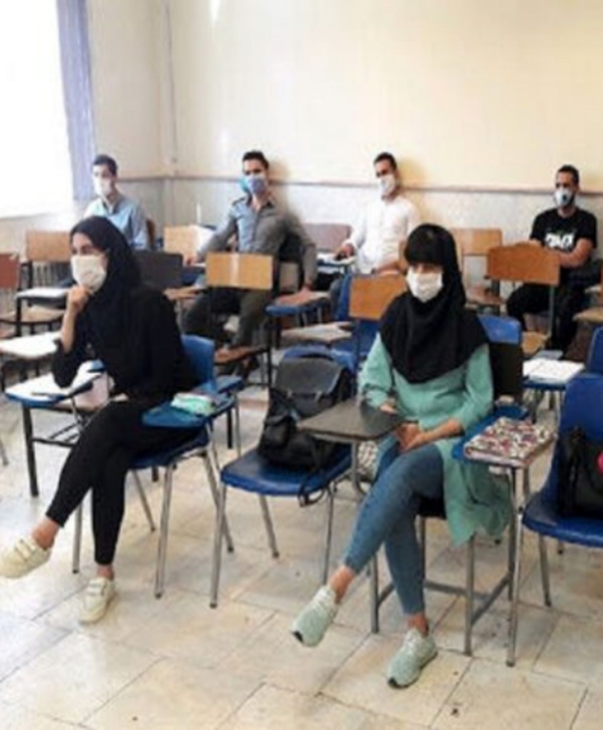الزام دانشگاه ها برای برگزاری حضوری امتحانات دانشجویان