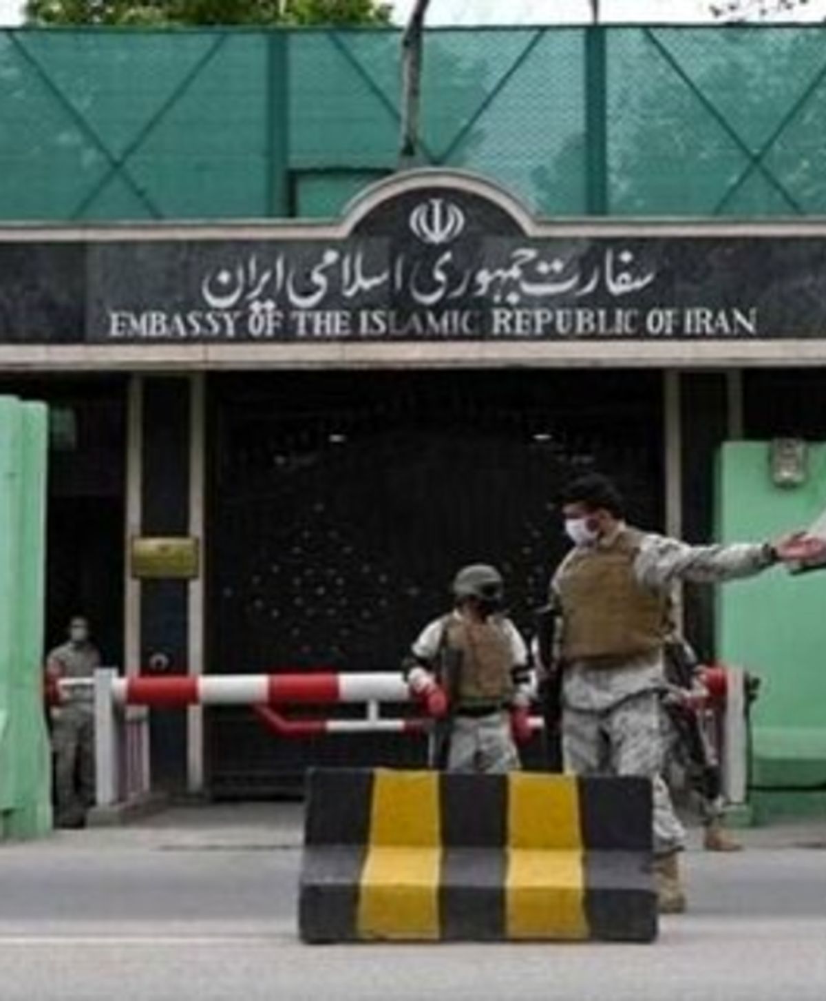طالبان ۱۵ نفر را از مقابل سفارت ایران دستگیر کرد
