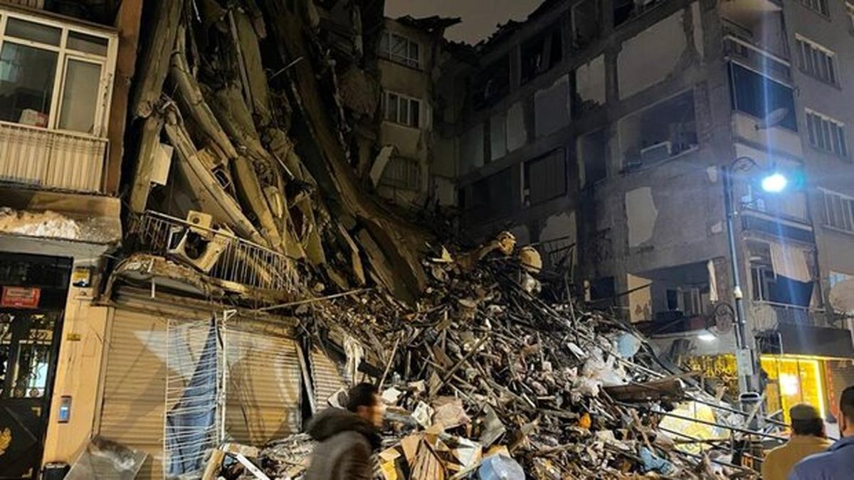 چگونه ساختمان ها را در برابر زلزله مقاوم کنیم؟