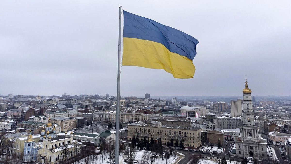 عقب‌نشینی آمریکا و اروپا از عضویت اوکراین در ناتو