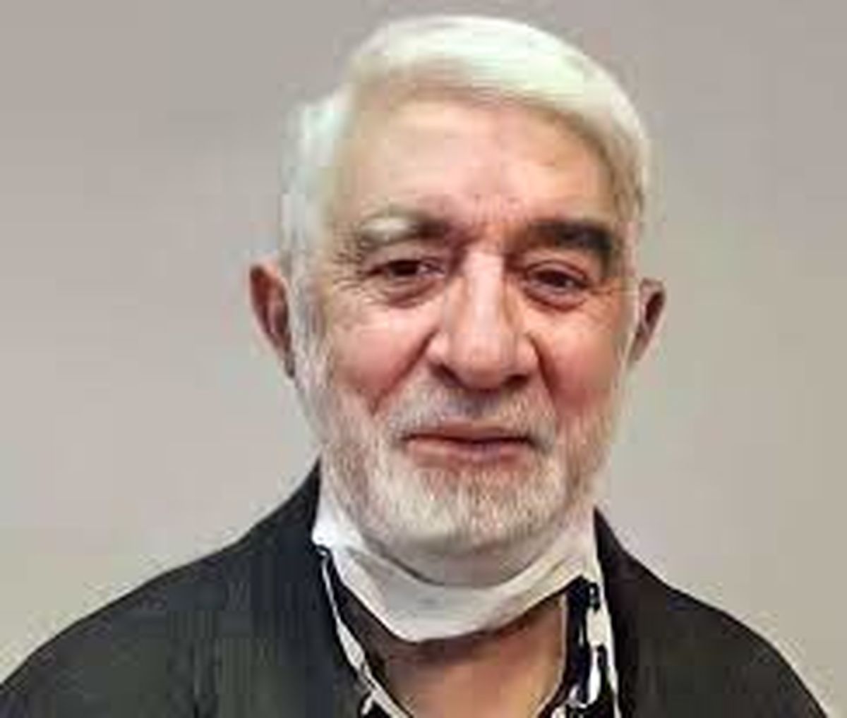 انتقال میرحسین موسوی به بیمارستان+عکس