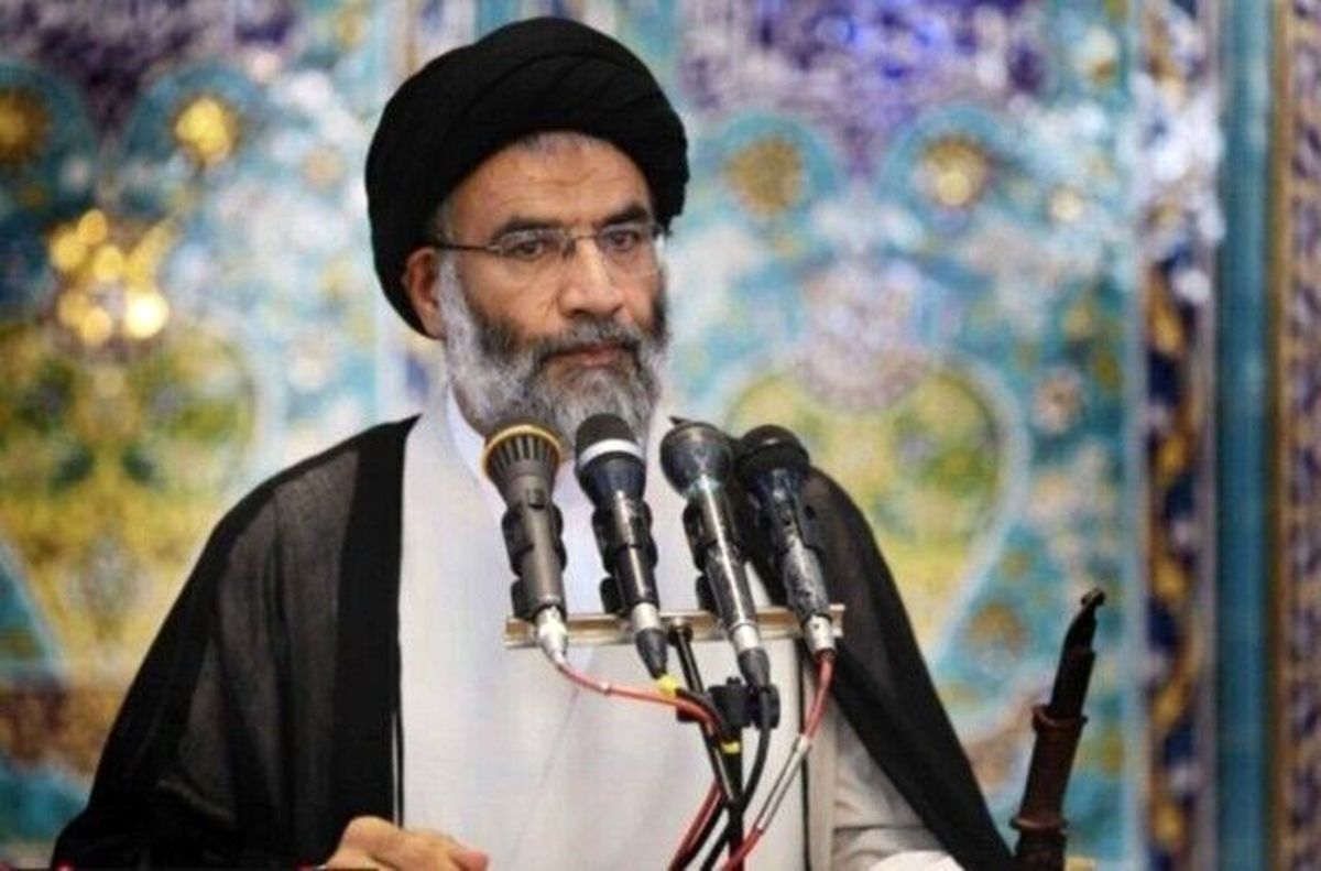نطق یک امام جمعه درباره دلار ۱۰۰ هزار تومانی