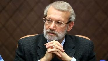 توصیه علی لاریجانی به نمایندگان ادوار مجلس برای ثبت‌نام در انتخابات چه بود؟