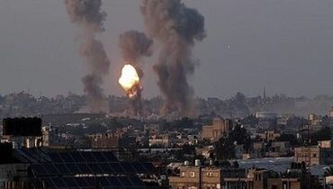 اسرائیل با بمب‌های فسفری به غزه حمله کرد