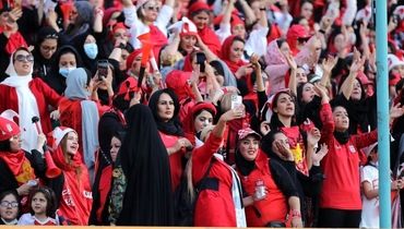 واکنش جالب یحیی گل محمدی به شعار زنان پرسپولیسی + عکس
